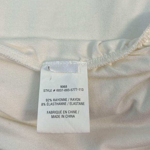 NWOT Melanie Lyne ivory t-shirt with metal detail - Picture 9 of 10